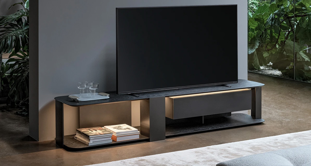 paddle-tv-stand